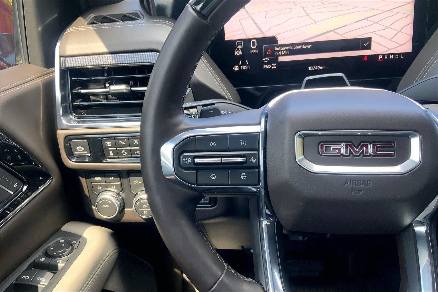 Used 2026 GMC Yukon Elevation AWD/4WD image 19