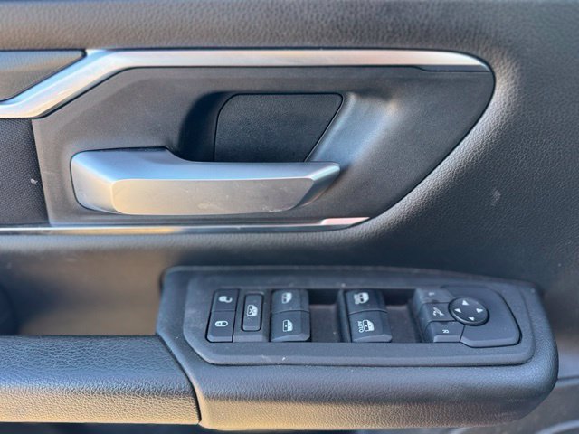 Used 2025 RAM 1500 Big Horn AWD/4WD image 9