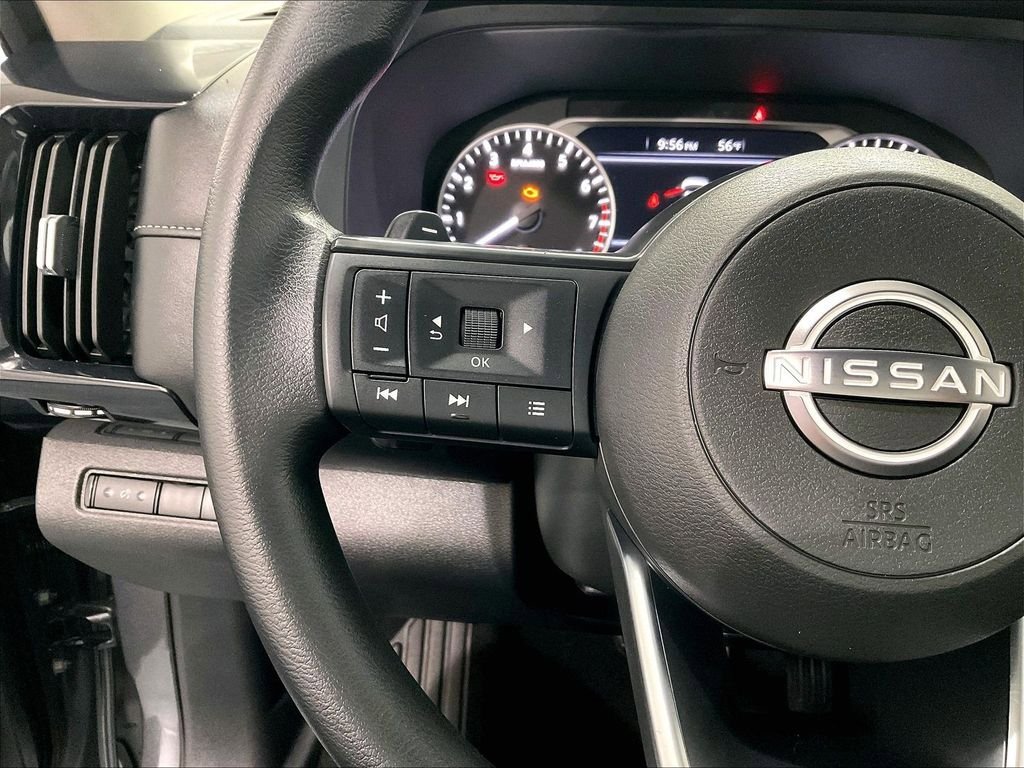 Used 2024 Nissan Pathfinder S AWD/4WD image 23