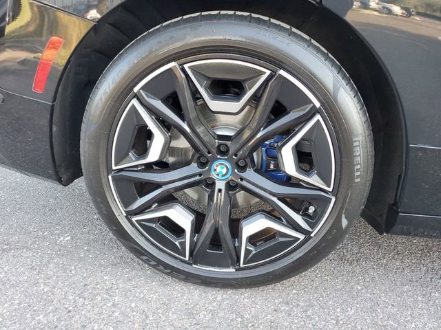 Used 2025 BMW iX M60 image 5