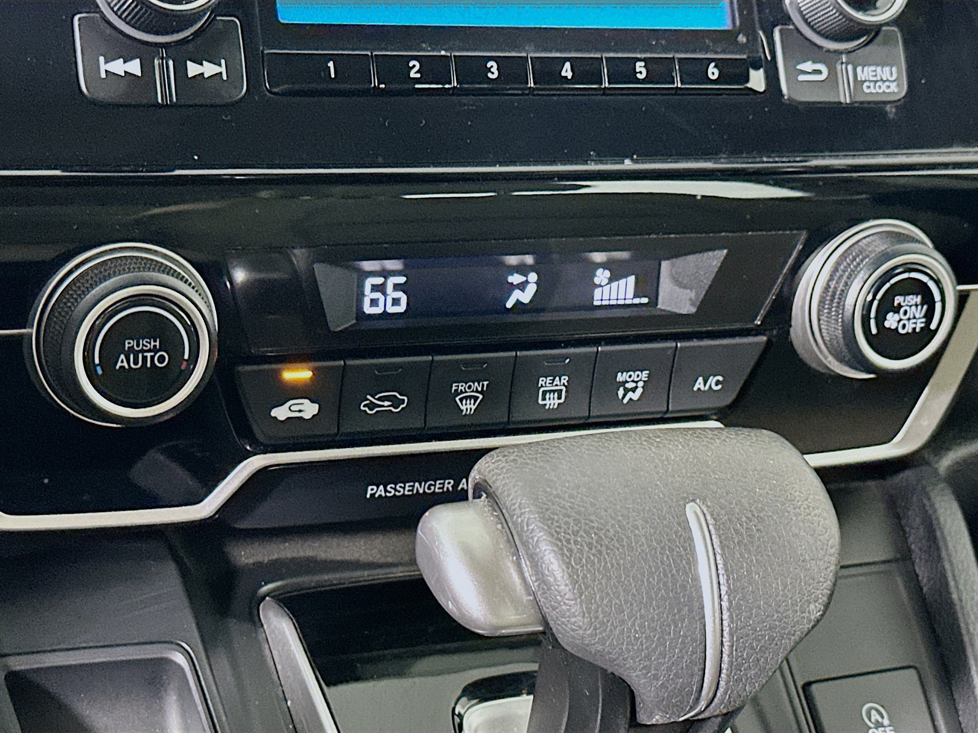 Used 2020 Honda CR-V LX image 23