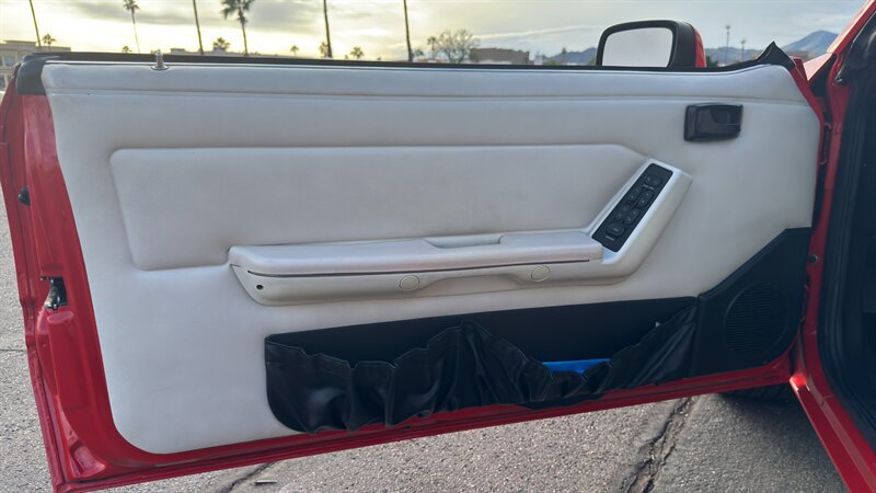 Used 1992 Ford Mustang LX RWD image 20