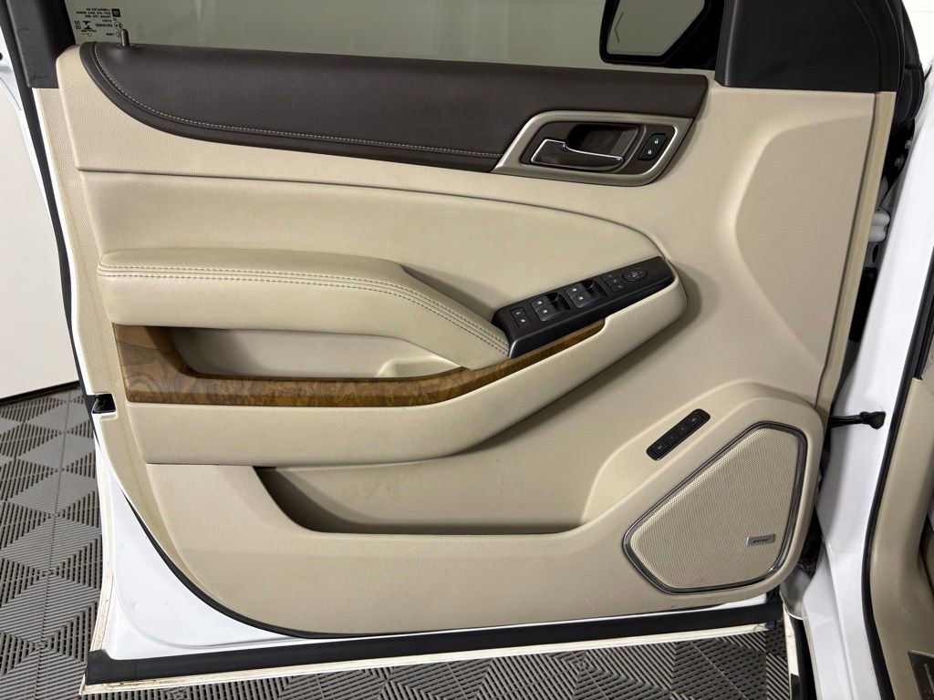 Used 2020 GMC Yukon Denali w/ Denali Ultimate Package image 12