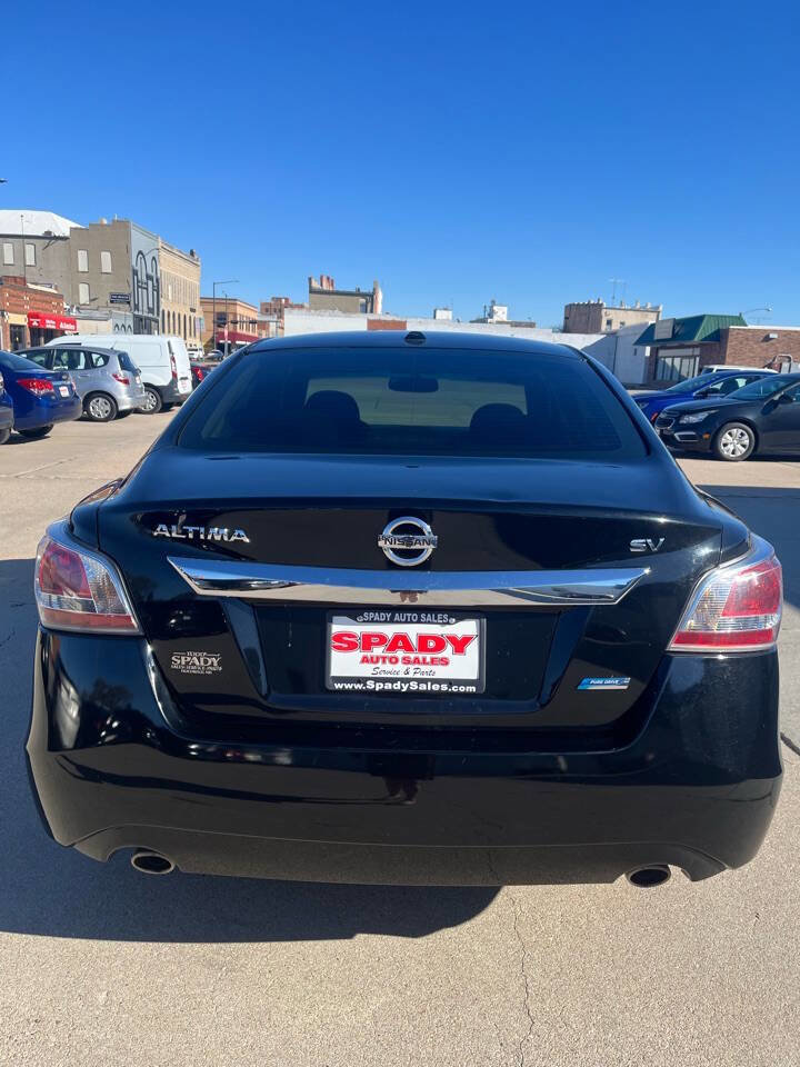 Used 2014 Nissan Altima 2.5 SV w/ Convenience Package image 9