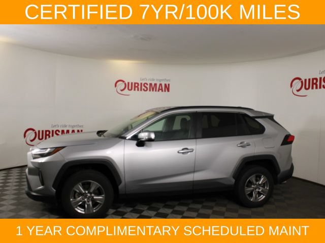 Used 2024 Toyota RAV4 XLE FWD image 3