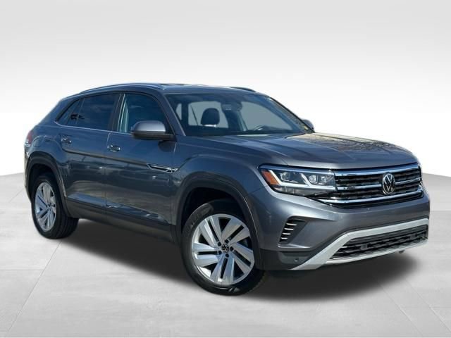 Used 2023 Volkswagen Atlas Cross Sport SE image 1