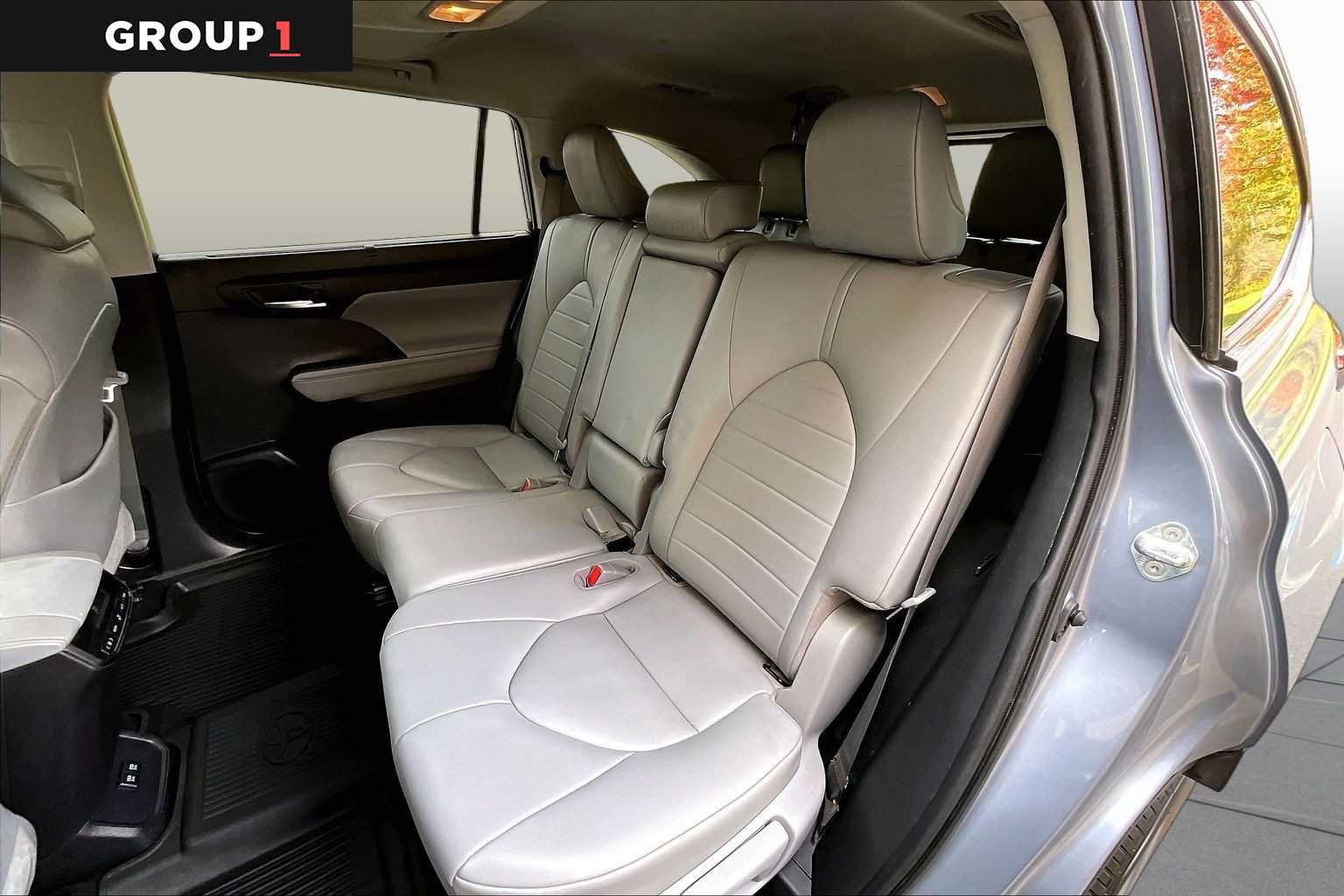 Certified 2020 Toyota Highlander XLE AWD/4WD image 21