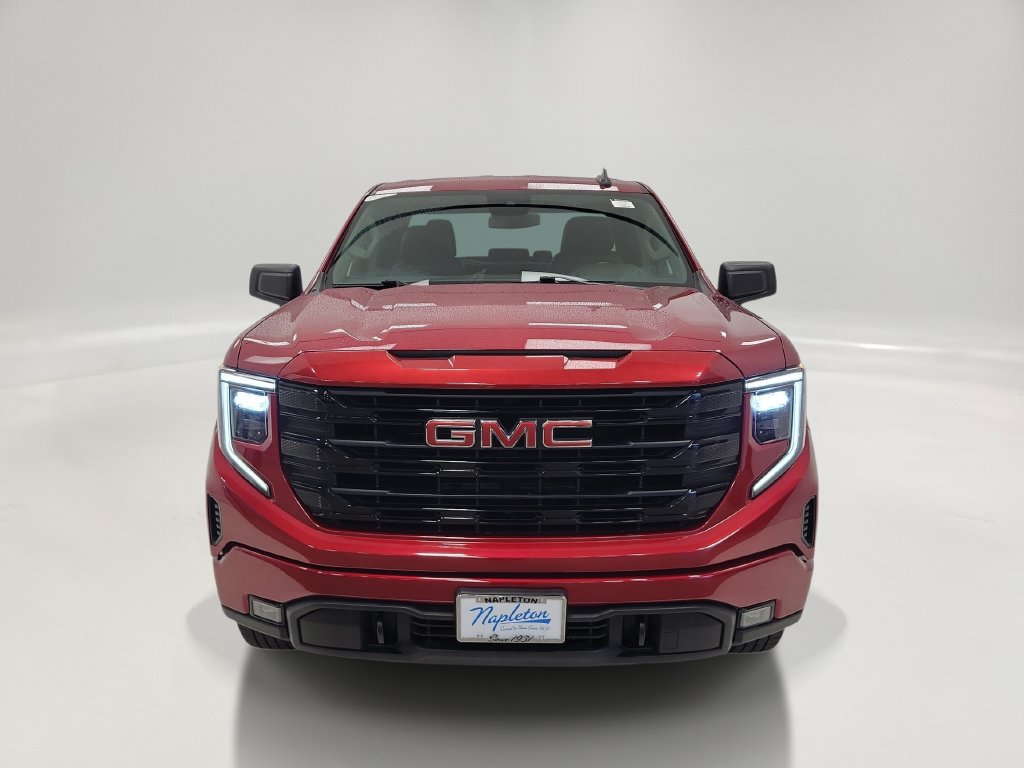 Used 2023 GMC Sierra 1500 Elevation AWD/4WD image 2