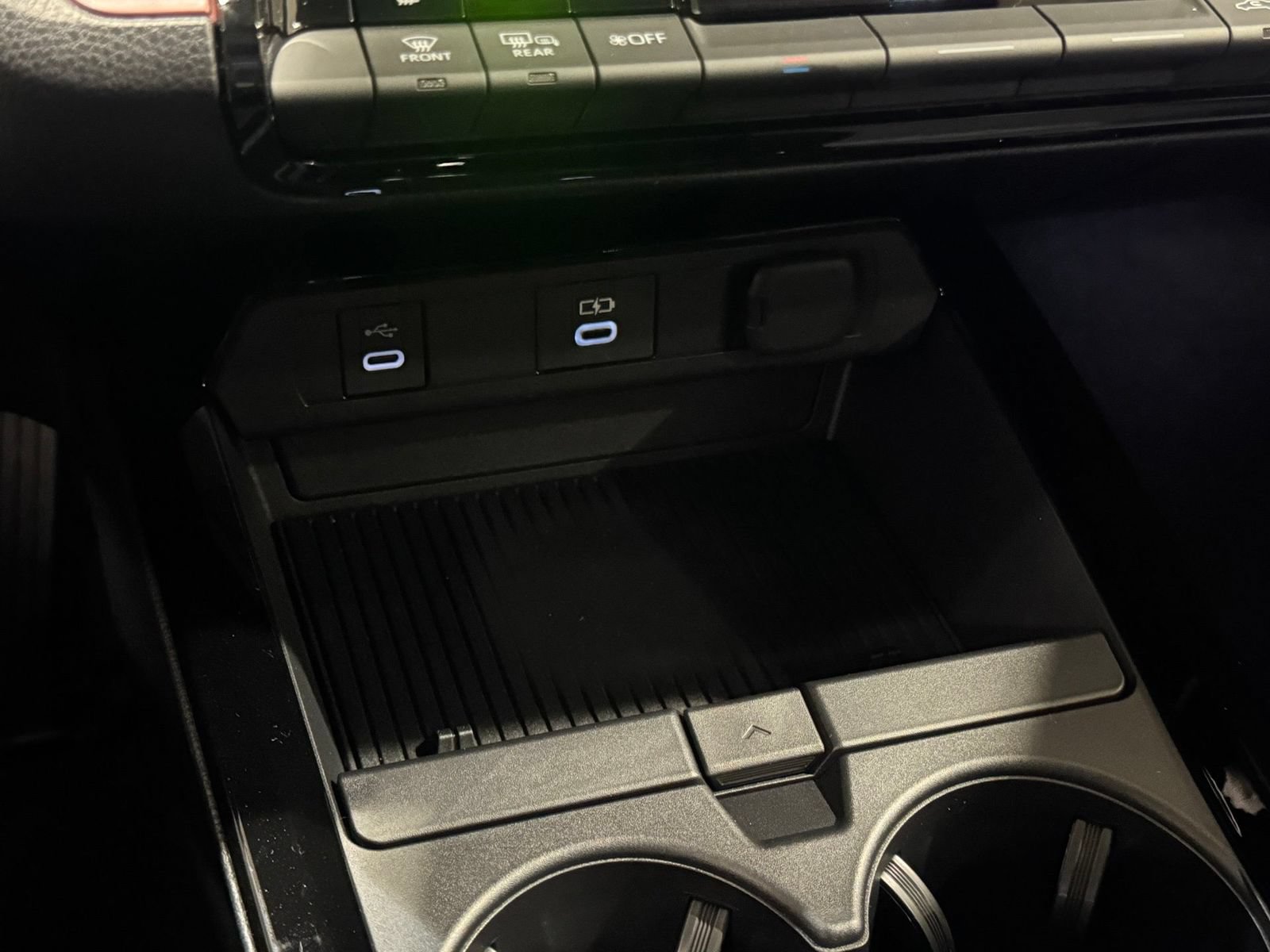 New 2026 Toyota Prius Plug-In Hybrid FWD image 21