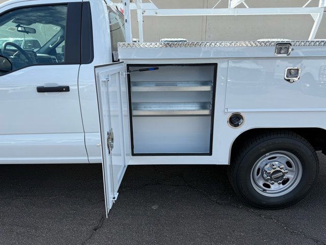 New 2026 Ford F250 XL w/ XL Chrome Package RWD image 12