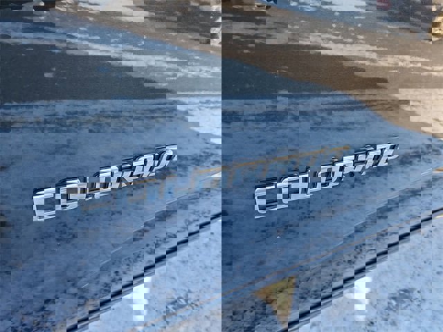 Certified 2017 Chevrolet Colorado LT w/ LT Convenience Package image 28