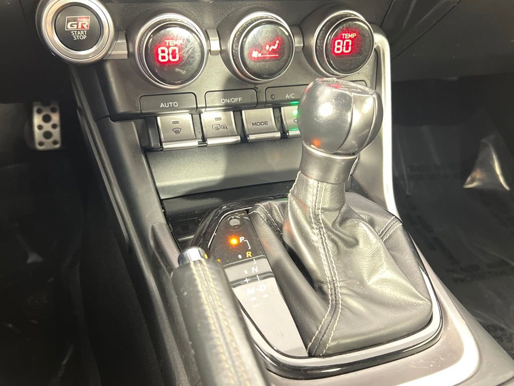 Used 2022 Toyota GR86 Premium image 11