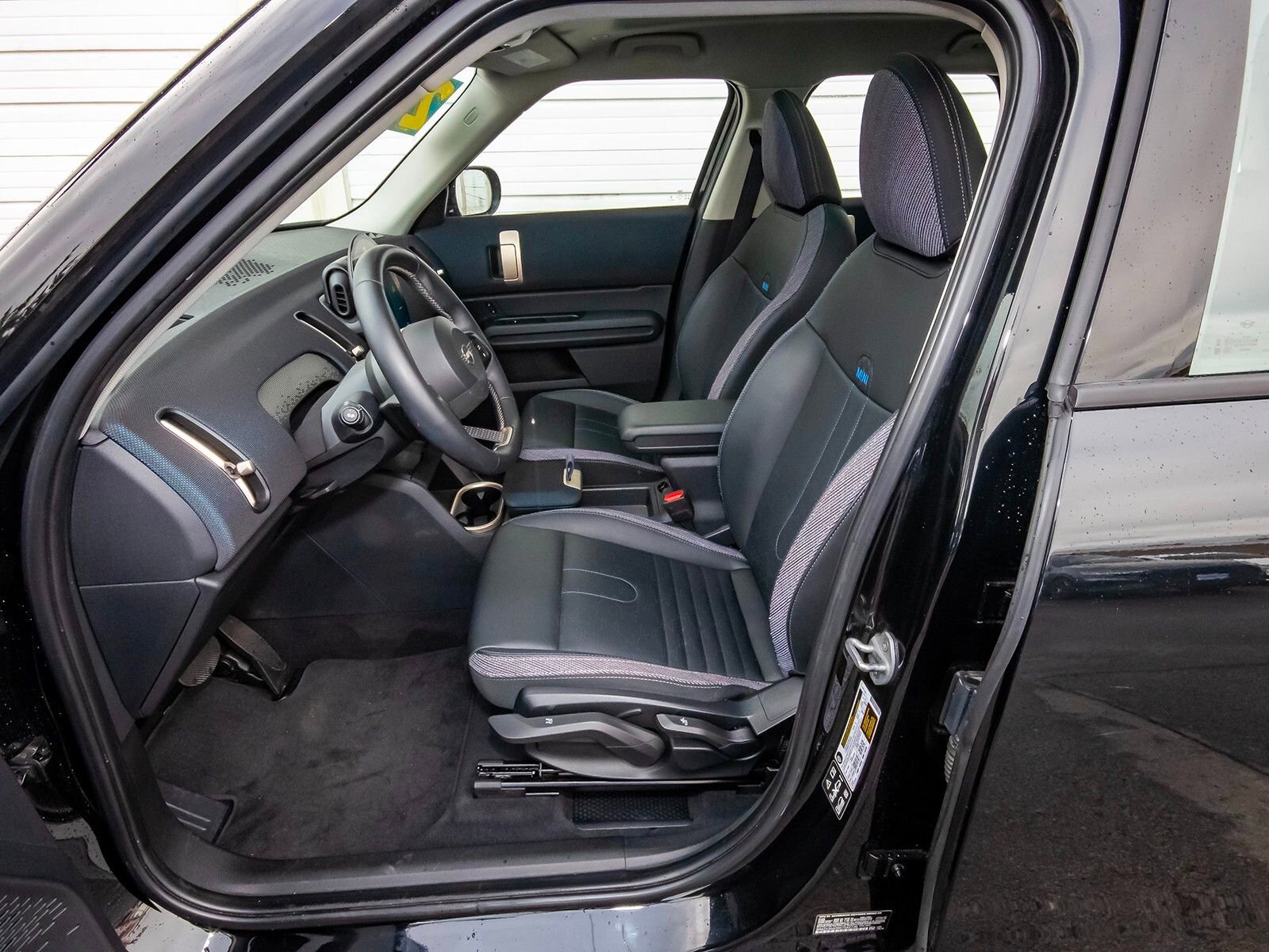 Used 2025 MINI Cooper Countryman S image 31