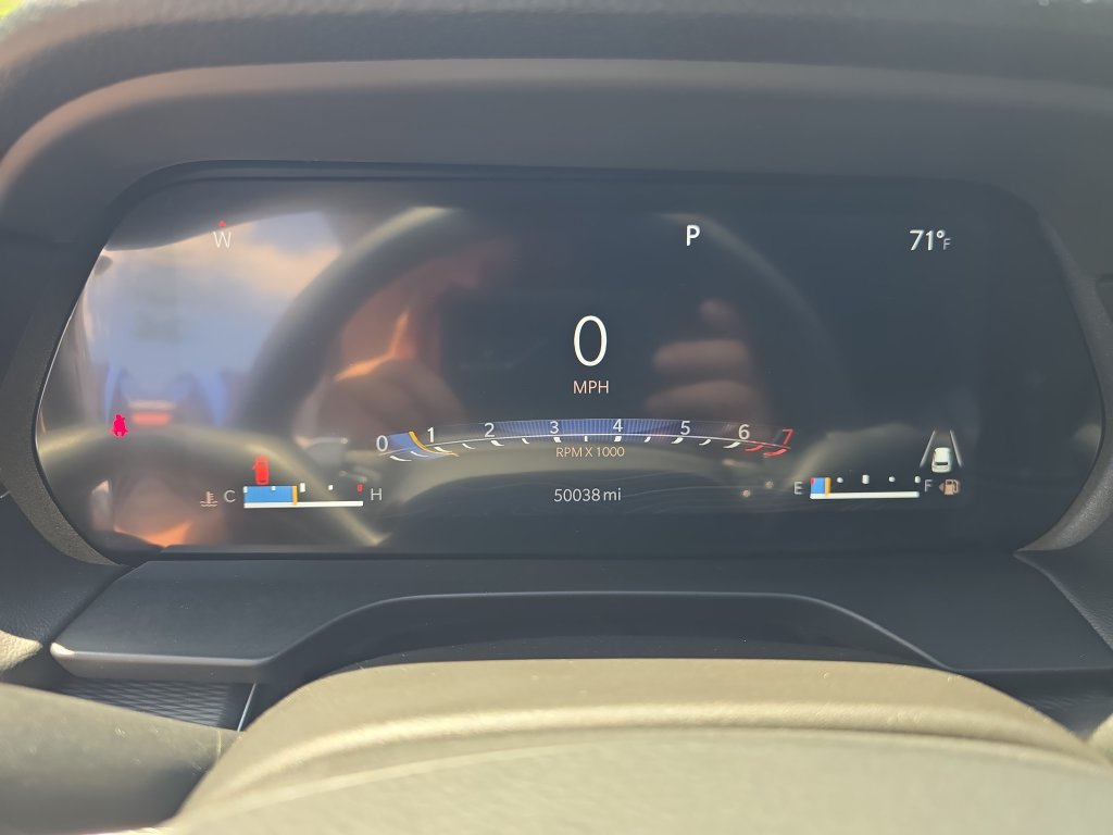 Used 2023 Jeep Grand Cherokee Altitude AWD/4WD image 17