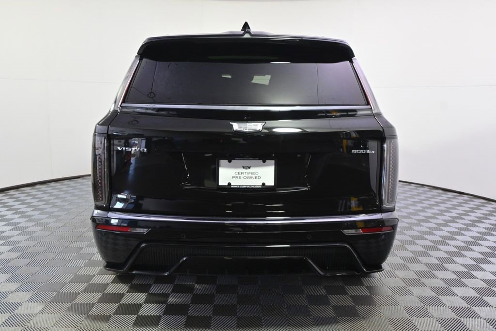 Certified 2026 Cadillac Vistiq Platinum w/ LPO, Floor Liner Package AWD/4WD image 5