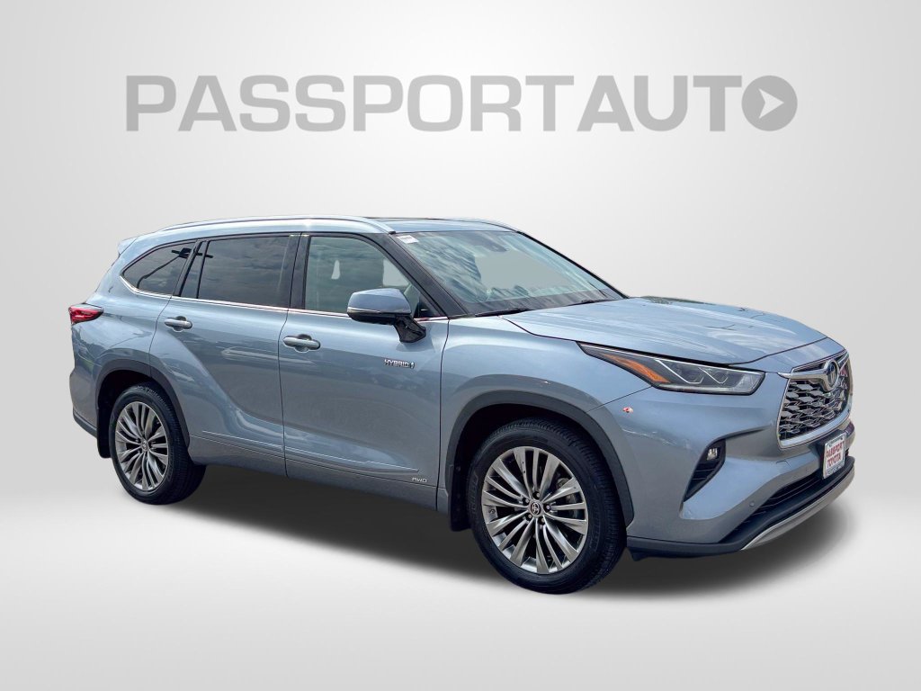 Certified 2021 Toyota Highlander Platinum AWD/4WD image 10