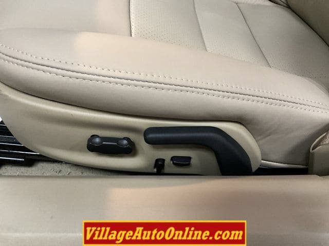 Used 2009 Chevrolet Corvette Coupe w/ Preferred Equipment Group RWD image 12