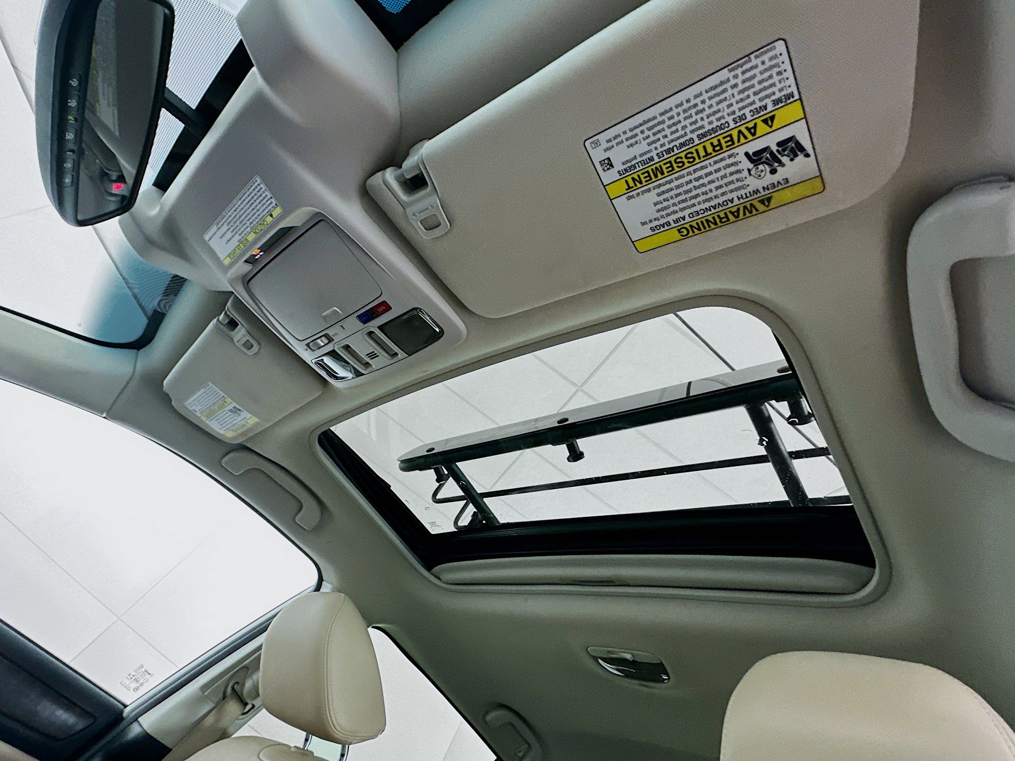 Used 2016 Subaru Outback 3.6R Limited image 25