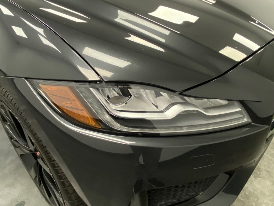 Used 2019 Jaguar F-PACE S image 10