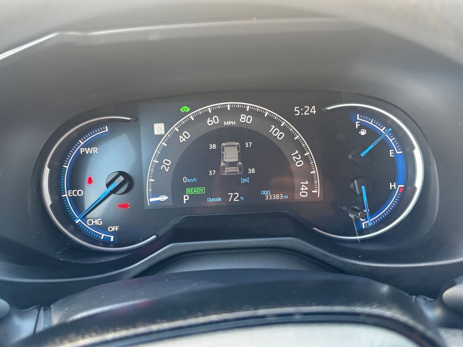 Used 2025 Toyota RAV4 LE AWD/4WD image 37