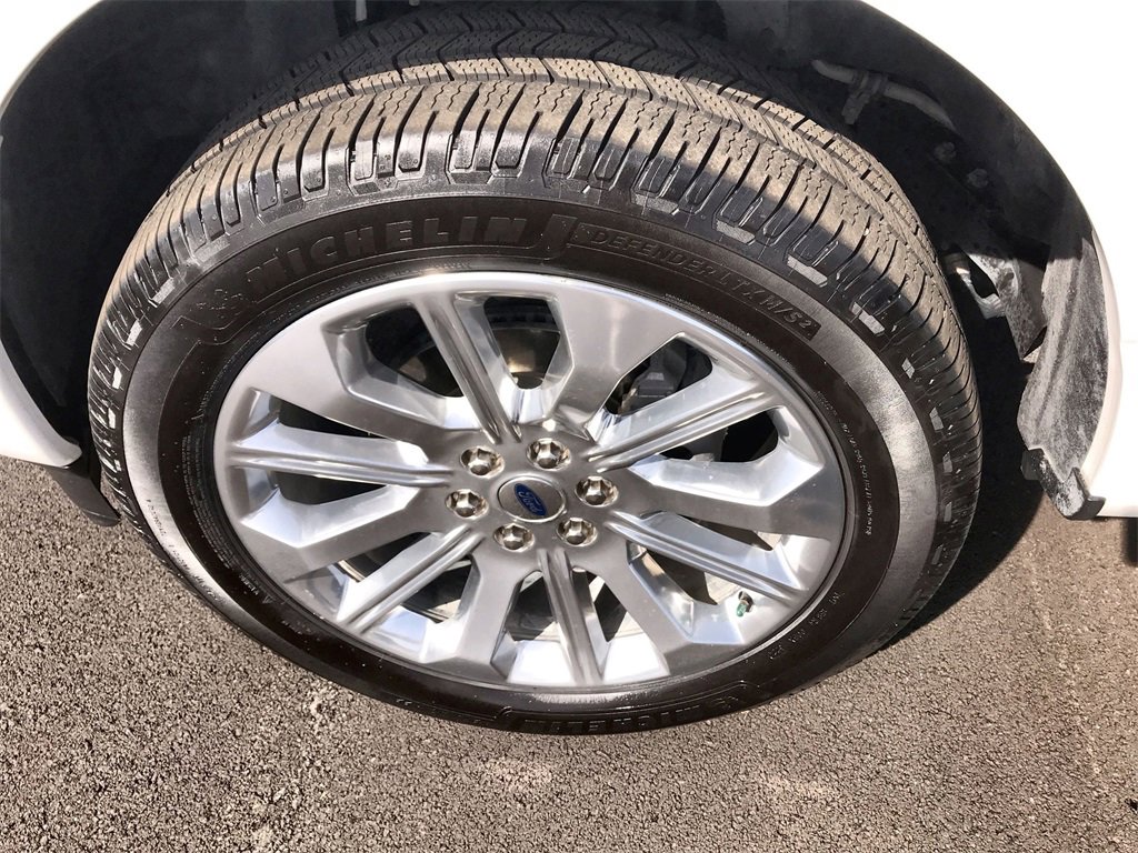 Used 2023 Ford F150 Limited image 10