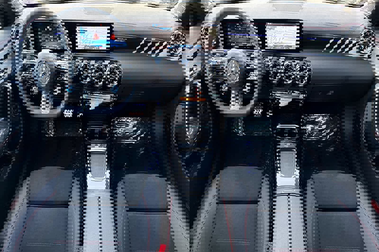 New 2026 Mercedes-Benz CLA 35 AMG 4MATIC image 12