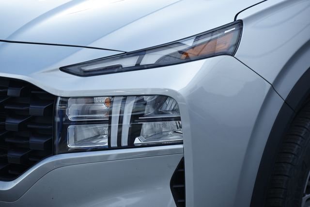 Used 2023 Hyundai Santa Fe SE image 12