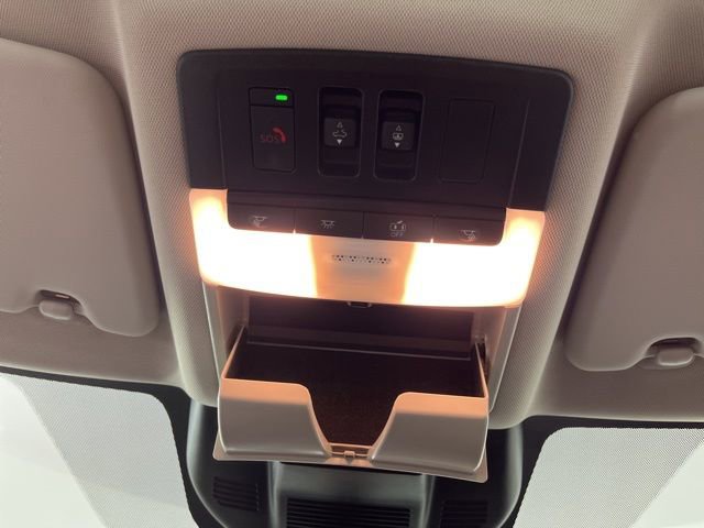 Used 2021 Nissan Rogue SV w/ Premium Package image 36