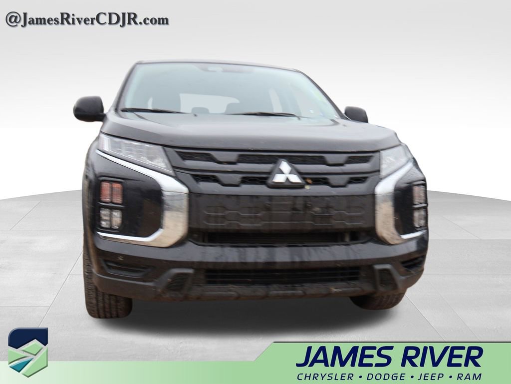 Used 2025 Mitsubishi Outlander Sport LE AWD/4WD image 7