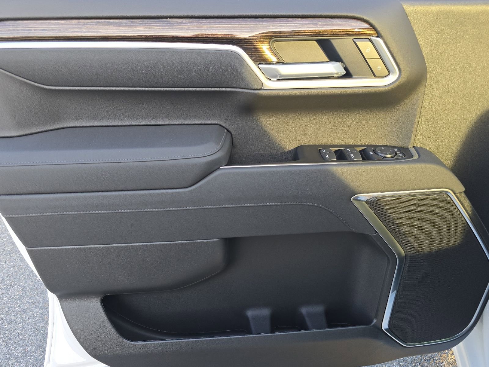 New 2026 GMC Sierra 1500 Elevation image 26