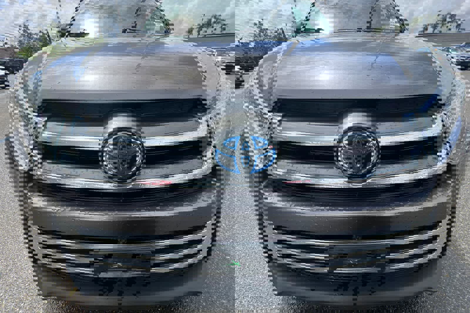 Used 2019 Toyota Highlander Limited Platinum image 12