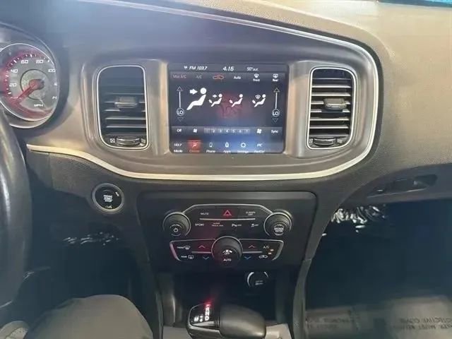 Used 2022 Dodge Charger GT image 33