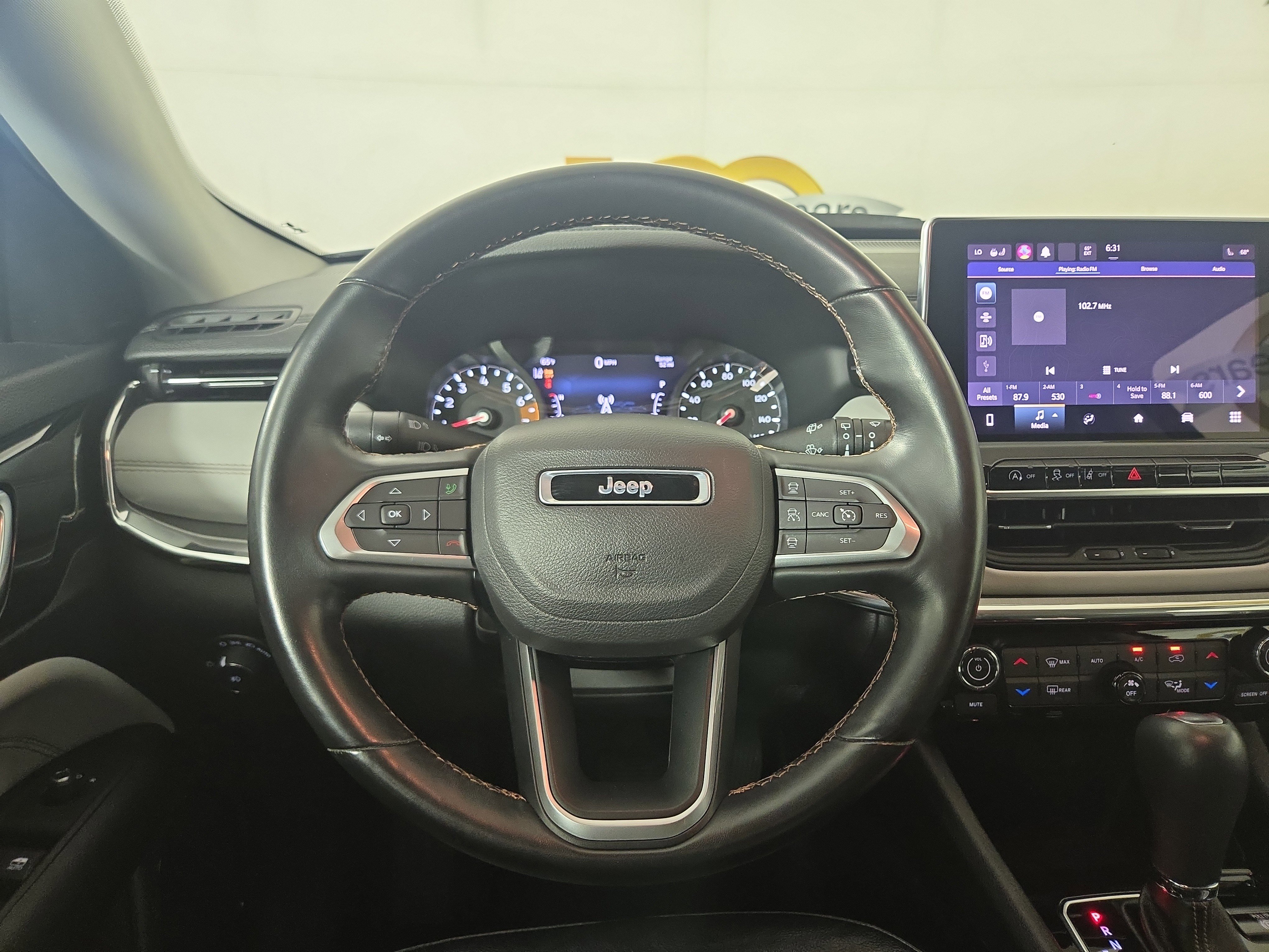 Used 2022 Jeep Compass Limited image 14