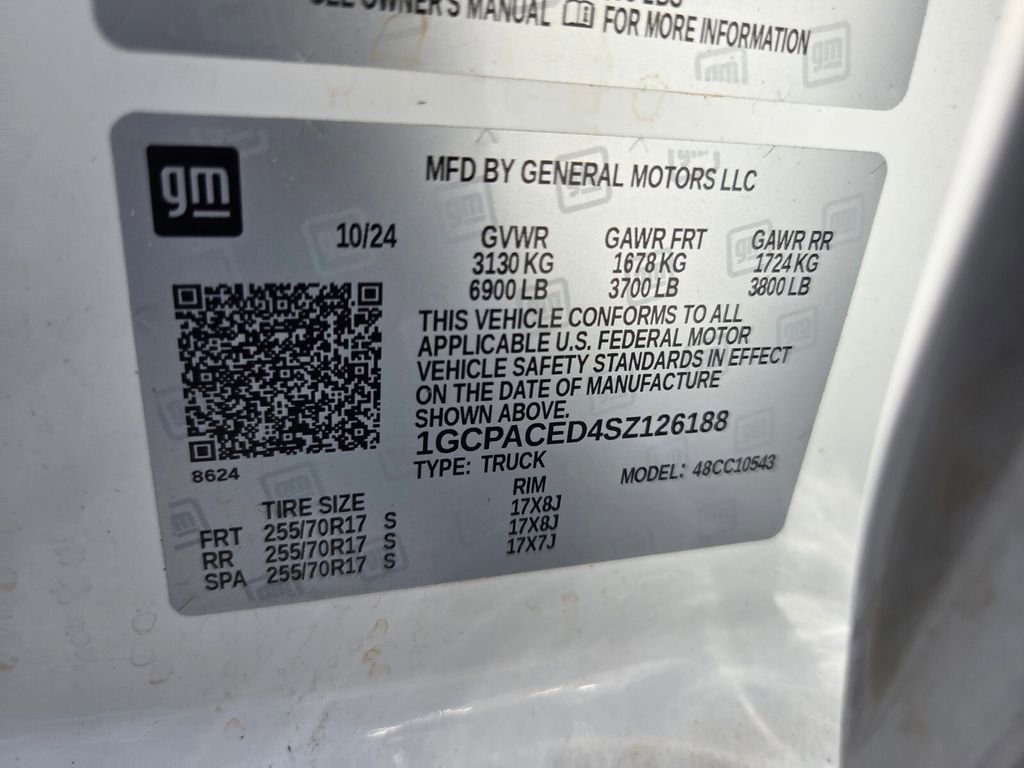 Used 2025 Chevrolet Silverado 1500 LT RWD image 19