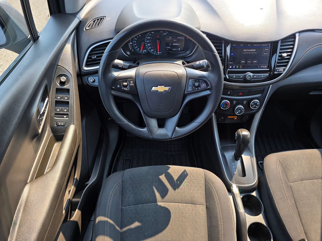 Used 2020 Chevrolet Trax LS w/ Tint and Cruise Package FWD image 10