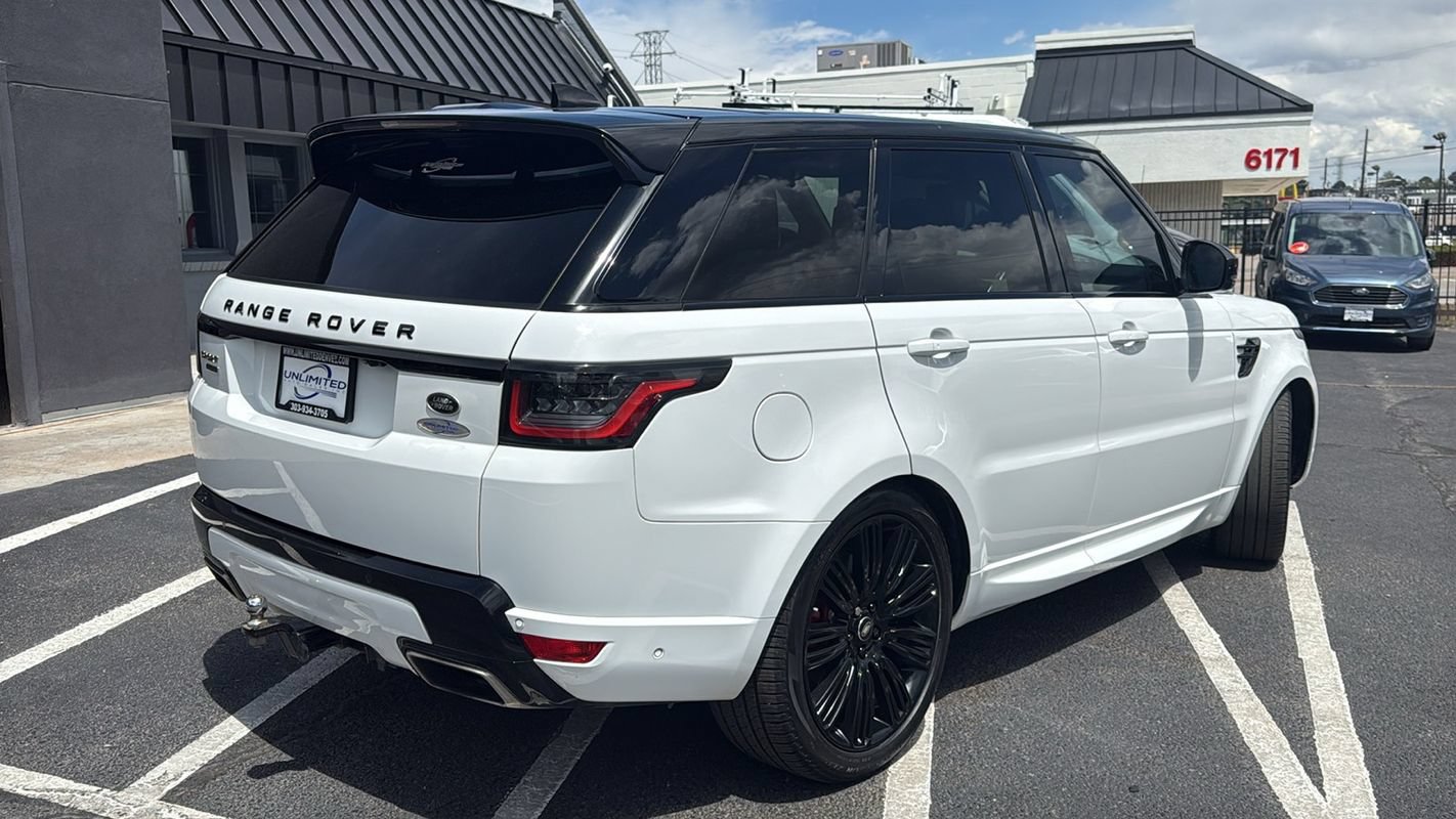Used 2019 Land Rover Range Rover Sport Supercharged AWD/4WD image 3