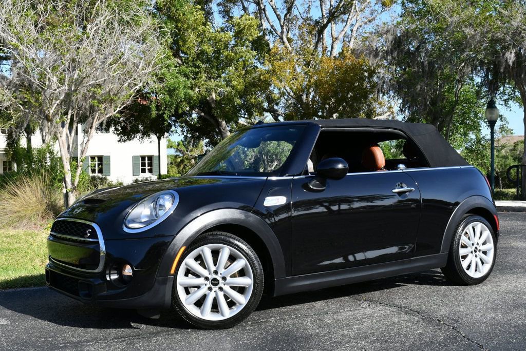 Used 2018 MINI Cooper S image 27