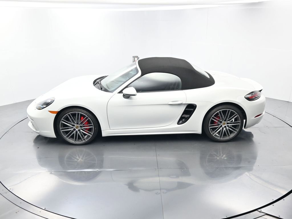 Certified 2025 Porsche 718 Boxster S image 32