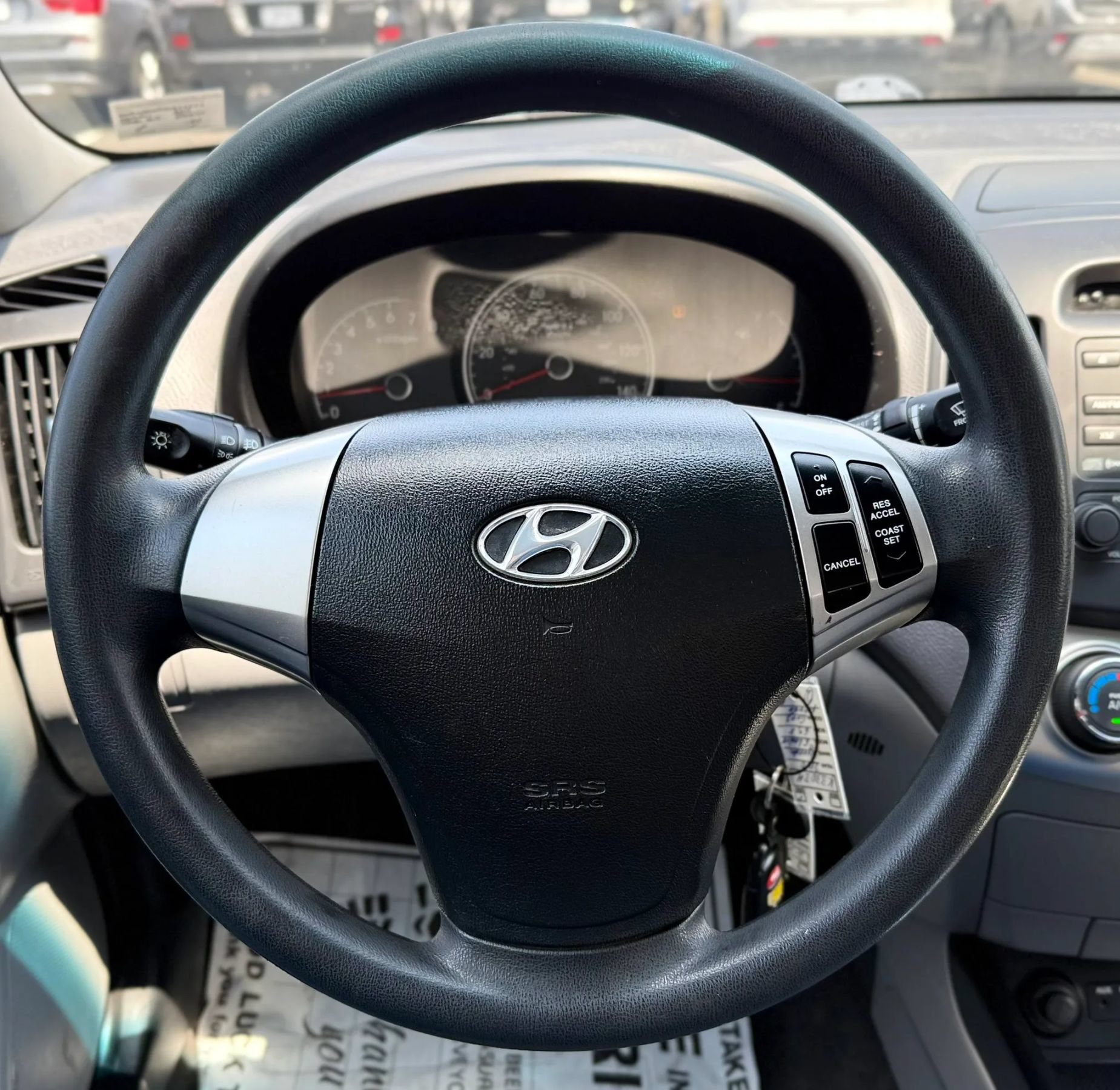 Used 2010 Hyundai Elantra GLS FWD image 12