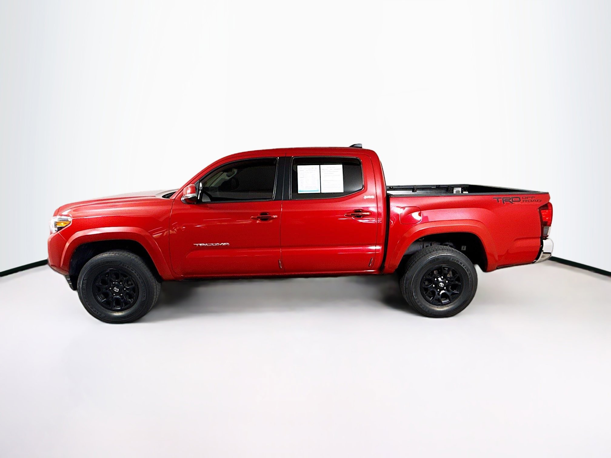 Used 2022 Toyota Tacoma SR5 image 7