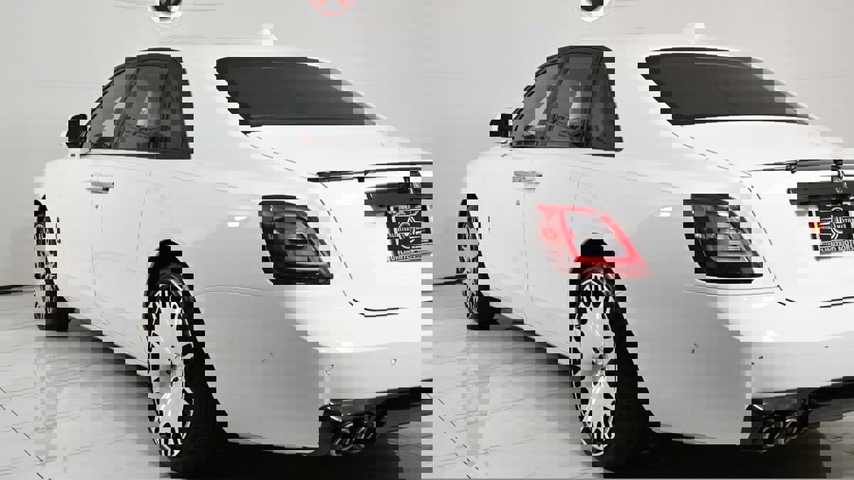 Used 2023 Rolls-Royce Ghost Black Badge w/ Black Badge Ghost Package image 47