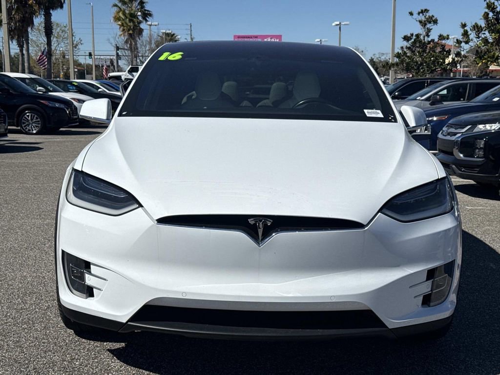 Used 2016 Tesla Model X Performance image 9