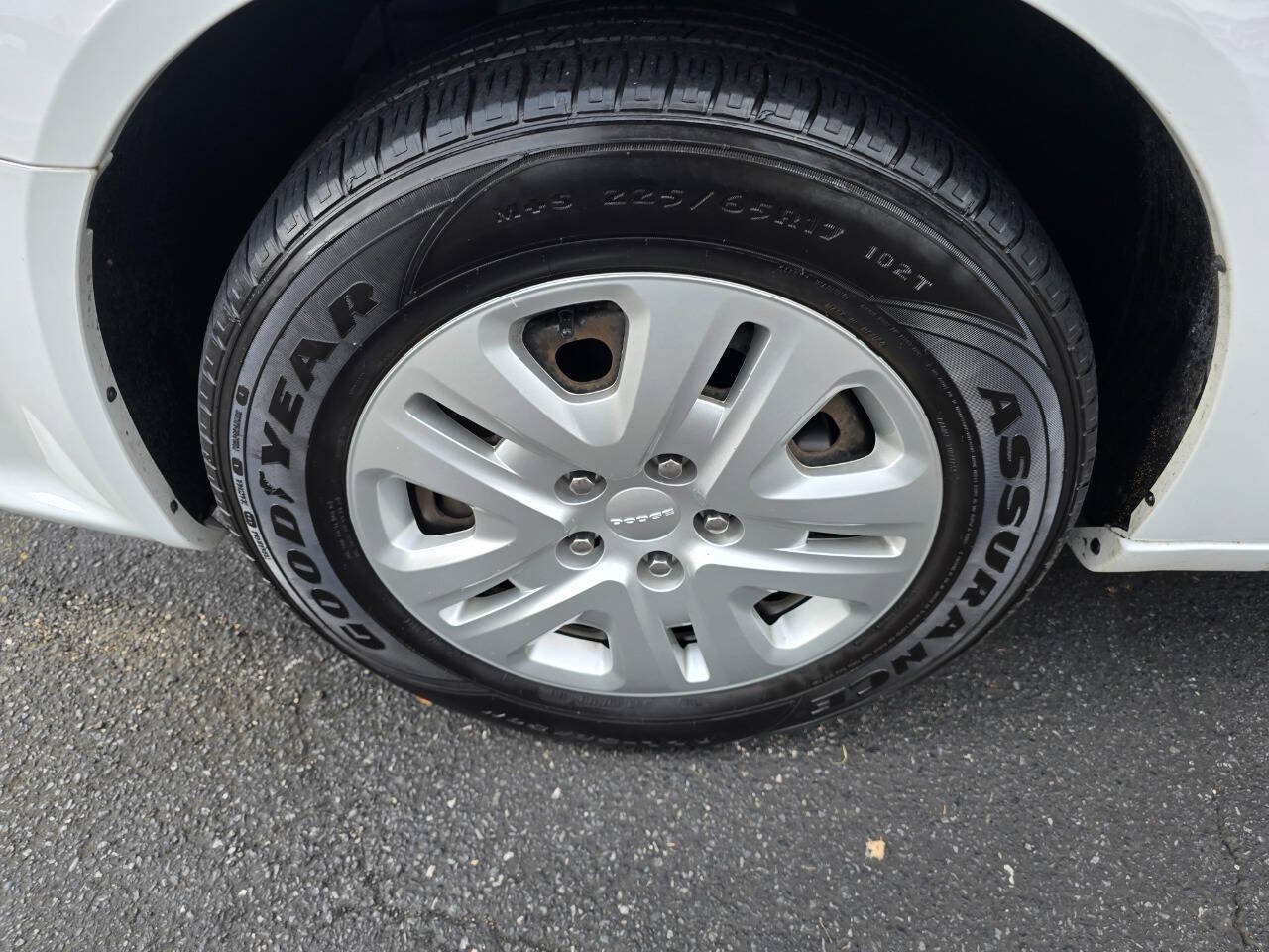 Used 2018 Dodge Grand Caravan SE w/ UConnect Hands-Free Group FWD image 9