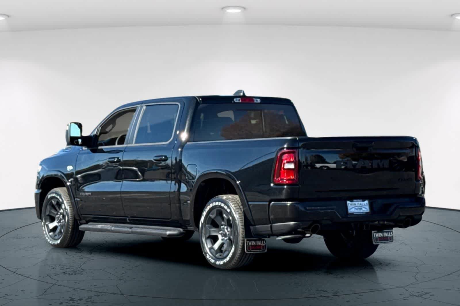 New 2026 RAM 1500 Big Horn AWD/4WD image 8