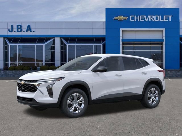 New 2026 Chevrolet Trax LS image 2