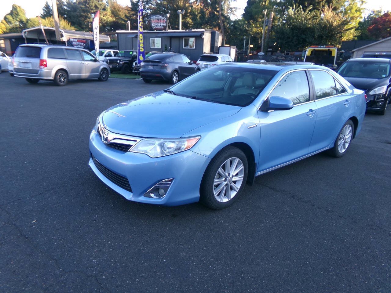 Used 2012 Toyota Camry XLE w/ Leather Pkg FWD image 8