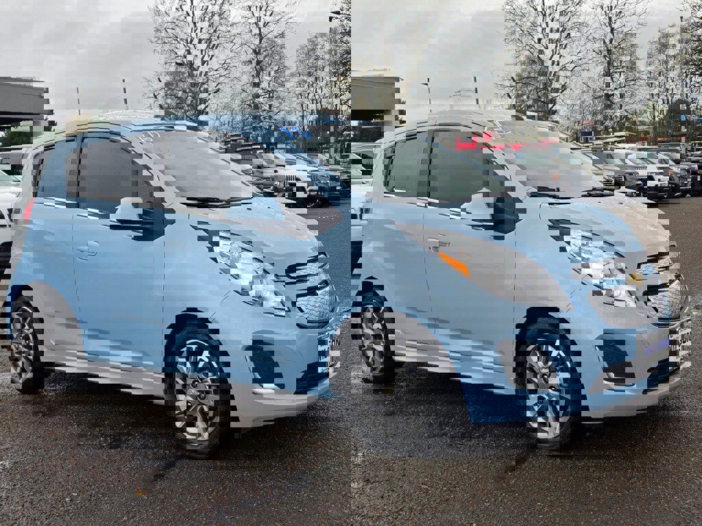 Used 2015 Chevrolet Spark LT image 26