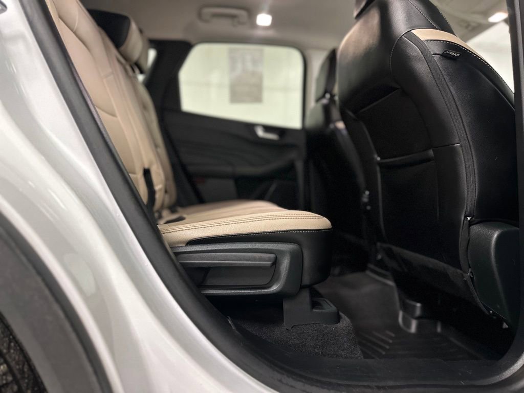 Certified 2022 Ford Escape SEL FWD image 20