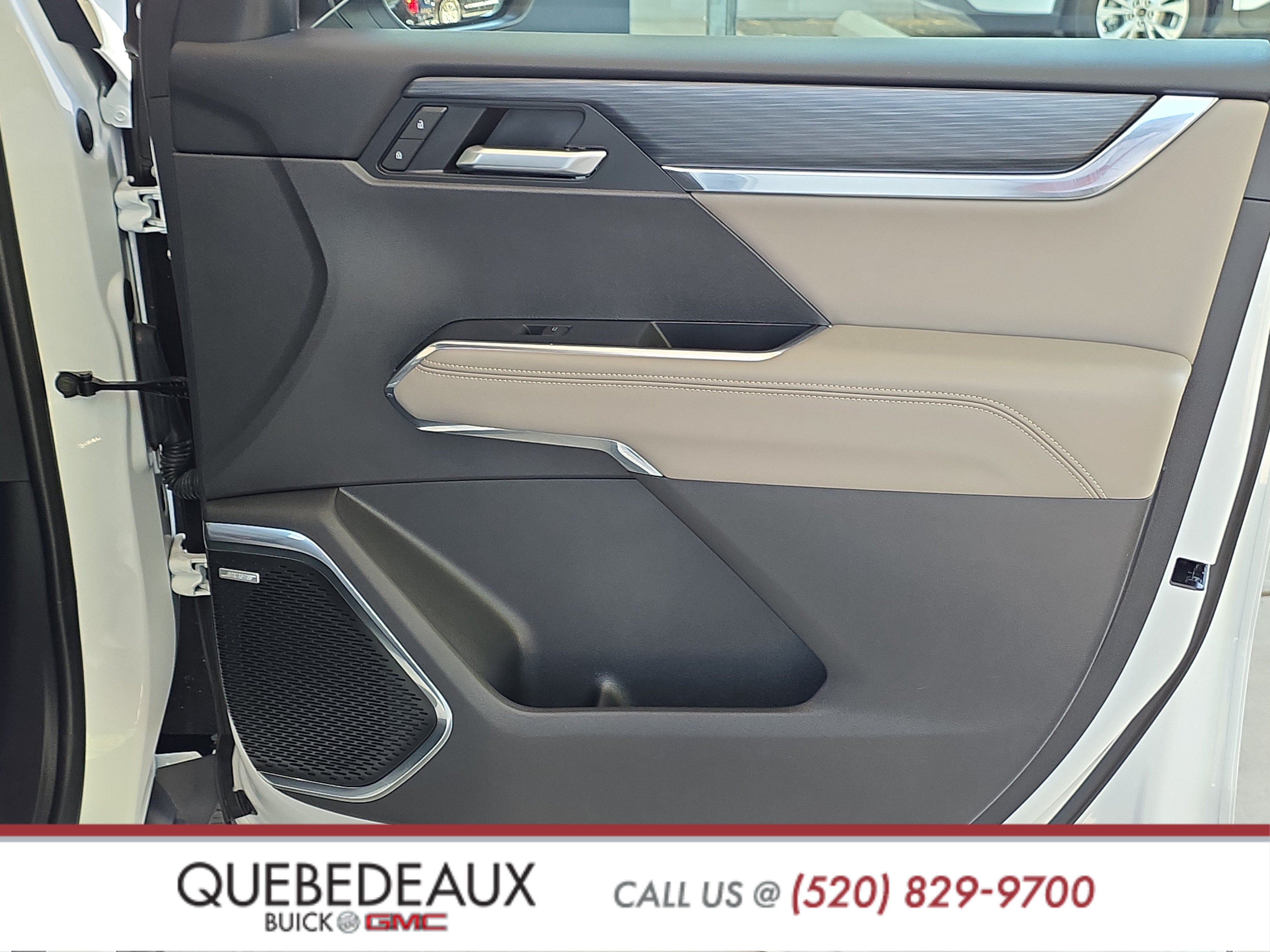 Used 2026 GMC Acadia Elevation w/ Black Edition FWD image 28