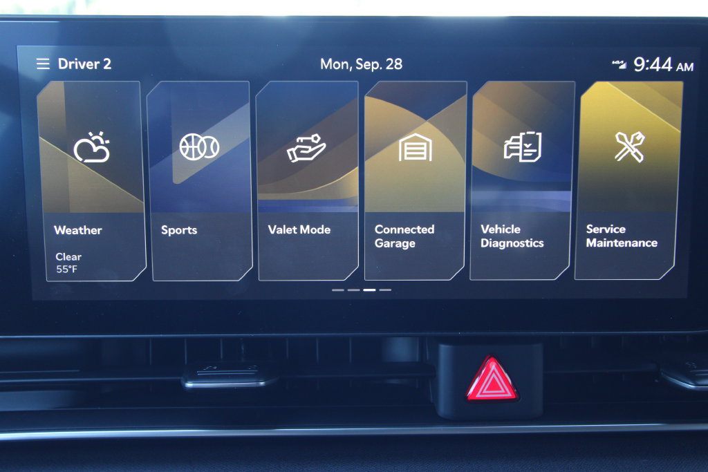 Used 2026 Kia Carnival EX FWD image 34